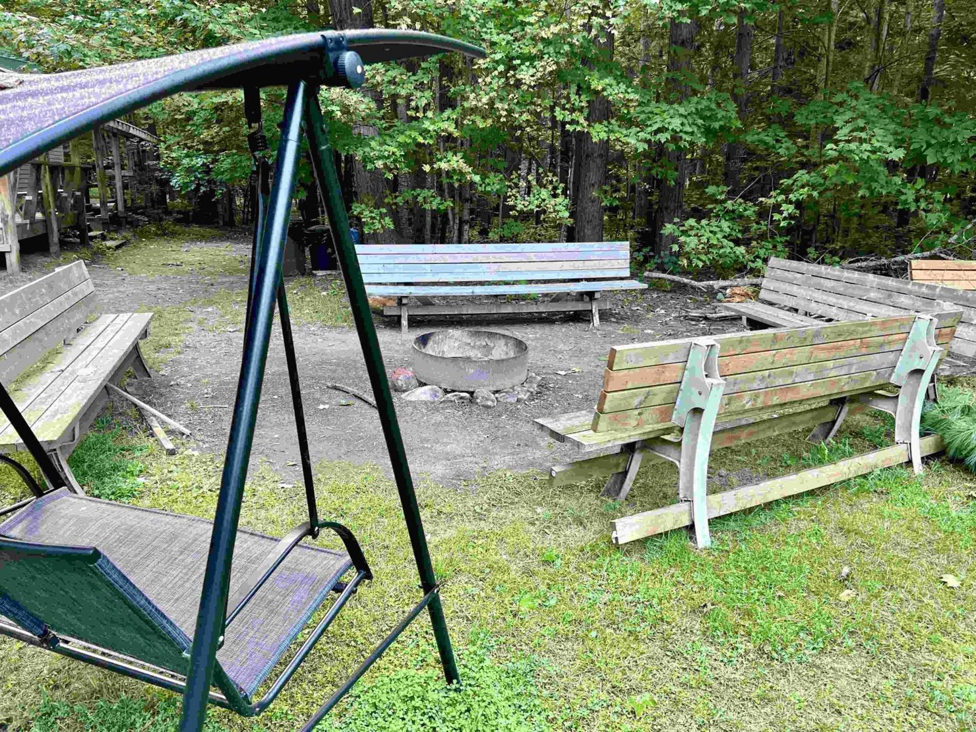 High Falls Bay Cottages, Camping & Waterpark Bracebridge