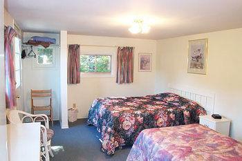 Resort High Falls Bay Cottages, Camping & Waterpark 2*