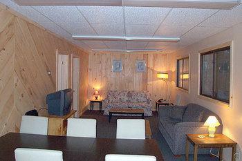 High Falls Bay Cottages, Camping & Waterpark Bracebridge