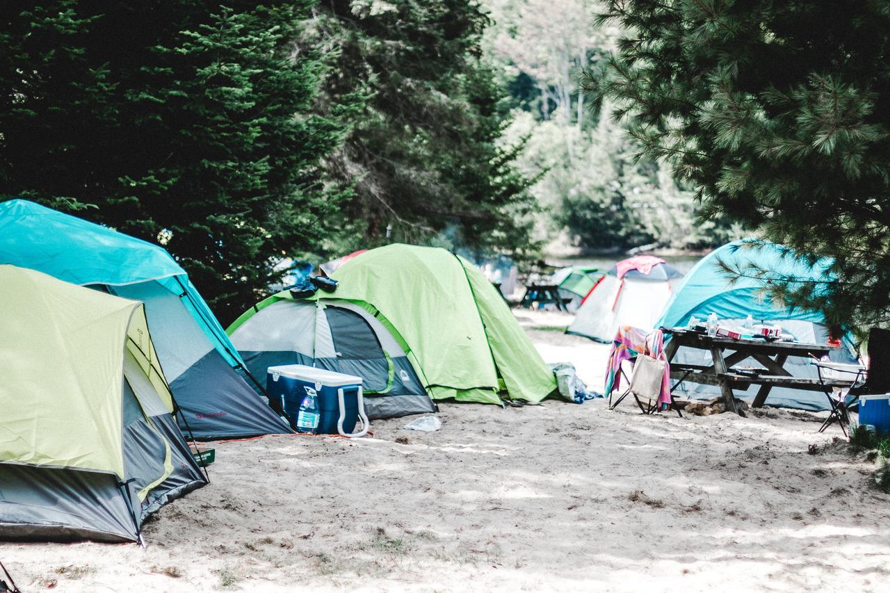 High Falls Bay Cottages, Camping & Waterpark 2*